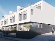 Moradia T4 triplex situado junto ao Parque da Cidade, Porto