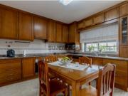 Moradia T4 / Varanda / Garagem / Anexo / Churrasqueira /...