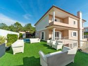 Moradia T5+1 para Arrendamento em Birre