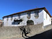 Moradia T5 à venda em São João da Pesqueira