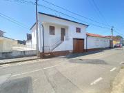 Moradia T5 à venda em Oliveira do Bairro