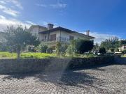 Moradia T5 à venda em Barcelos