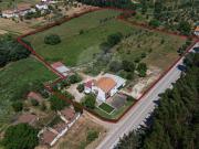 Moradia T5 à venda em Vale da Aveleira