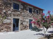 Moradia T5 à venda em Valpaços