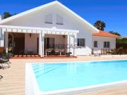 Moradia T5 + Casa tradicional T3 garagem piscina Vila...