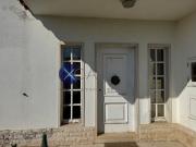 Moradia T5 com 238 m2 e terreno de 330 m2, no Cobre, Cascais