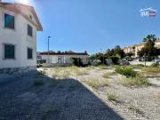 Moradia T5 com 370 m² e terreno de 800 m² no centro de...