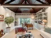 Moradia T5 com jardim e piscina no Restelo