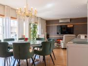 Moradia T5 com piscina e jardim para venda em... Moradia T5 com piscina e jardim para venda em...