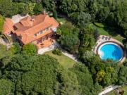 Moradia T5 com terraço e jardim em Birre