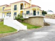 Moradia T5 Condomínio Privado Vale das Vinhas