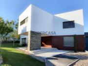 Moradia T5 Contemporânea na Arrábida Elegância, Conforto...