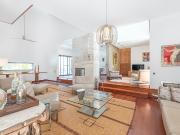 Moradia T5 de luxo à venda em Quinta do Perú