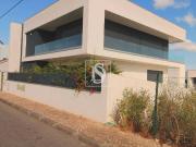 Moradia T5 de Luxo, Loures, Santo Antonio dos Cavaleiros