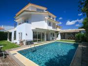 Moradia T5 de Luxo na Aldeia de Juzo Cascais