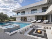 Moradia T5 de Luxo Vila Alegre, Fernão Ferro A casa onde...