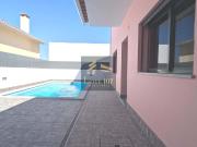 Moradia T5 Duplex em Fernão Ferro, Seixal