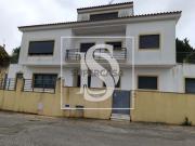 Moradia T5 em Aldeia do Mato e Souto