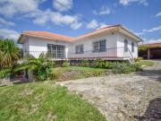 Moradia T5 em Algueirão Mem Martins