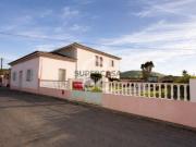 Moradia T5 em Arrifes