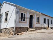 Moradia T5 em fase de reabilitação Casal do Lobo Coimbra