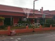 Moradia T5 em Monte Redondo e Carreira