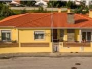 Moradia T5 em Marinha Grande