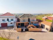 Moradia T5 em Painho e Figueiros