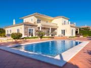 Moradia T5 em Porches