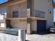 Moradia T5 em Santo António dos Olivais