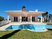 Moradia T5 em Sesimbra Castelo