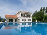 Moradia T5 em Silveira