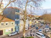Moradia T5 nas Fontainhas com vistas para o rio