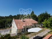 Moradia T5, no centro da Venda do Pinheiro Espaço,...