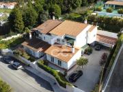 Moradia T5 nos Carvalhais com jardim, piscina e campo de...