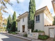 Moradia T5 para arrendar em Quinta Patino