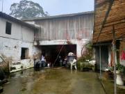 Moradia T5 para reabilitar em Nevogilde, Lousada