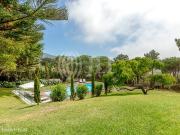 Moradia T5, vista mar e serra, em Almoageme, Colares