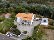 Moradia T6 à venda em Vale Madeiros