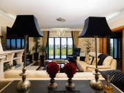 Moradia T6 com 1236 m2 de terreno, nos limites do Parque...