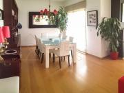 Moradia T6 com Jardim e Piscinas em Condomínio Privado...