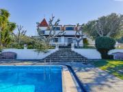 Moradia T6 com piscina, jardim e vista, em Azeitão