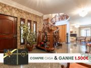 Moradia T6 com Piscina e Vista Baía do Seixal