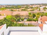 Moradia T6 com terraço com vista mar em Bicesse/Estoril