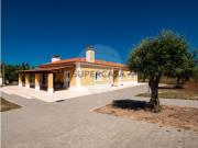 Moradia T6 em Branca