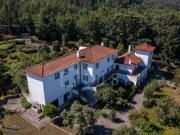 Moradia T6 com terreno 7300m2, localizada a 30 minutos...