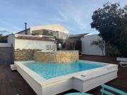 Moradia T6 em Santiago dos Velhos