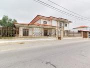 Moradia T6 em Sobrosa