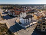 Moradia T6 em Vieira de Leiria
