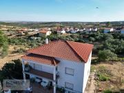 Moradia T6 + Moradia T3, Terreno de 2000m2 em...
